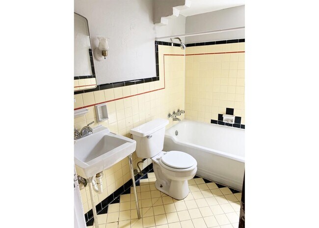 950 Ludlow Ave unit 950-01, Cincinnati, OH 45220 - photo 7