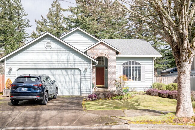 Well paved sidewalks line the streets of the Beaver Creek neighborhood.