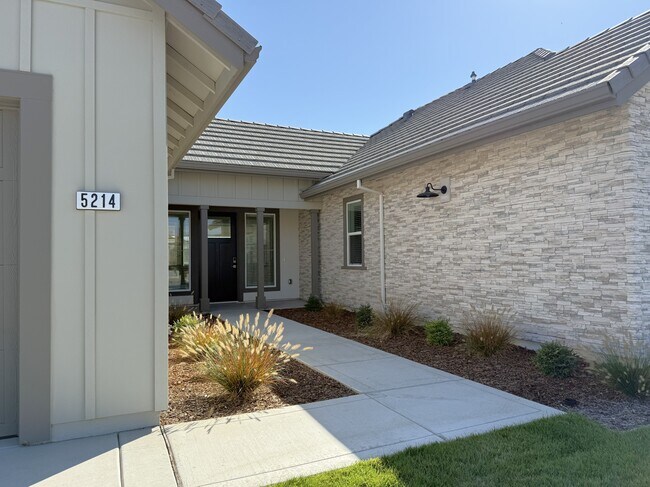 5214 Turnberry Dr, Lincoln, CA 95648 - photo 5
