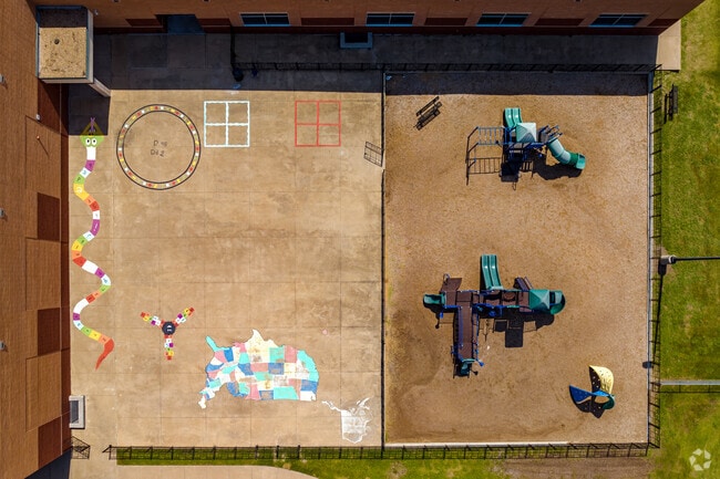 At recess at Nita Pearson Elementary School in Garland, kids can play or learn the 50 states.