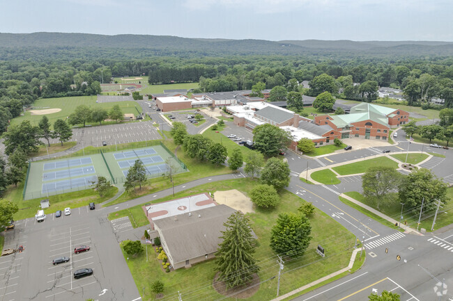 Chesire High School is located at 525 S Main Street in Cheshire, CT.
