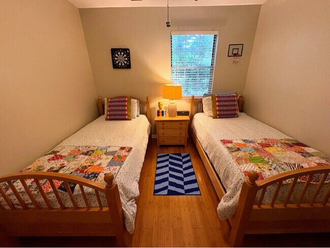 3164 Heathstead Place, Charlotte, NC 28210 - photo 5