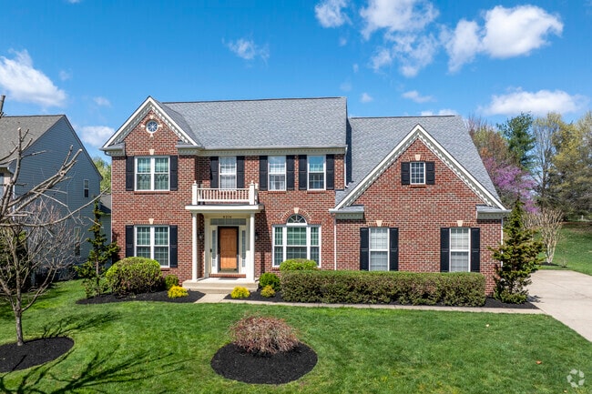 Brick is the building material of choice in Saddlebrook West homes.