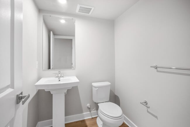 256 Summerfield Dr, Hanover, PA 17331 - photo 3