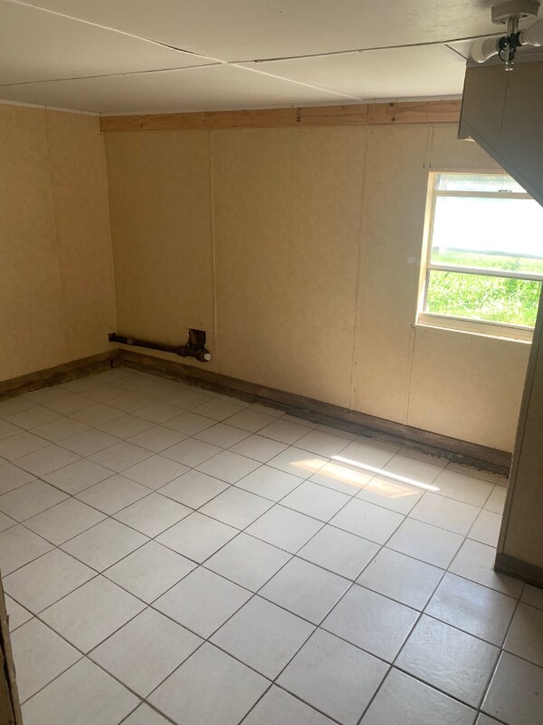 1021 N 27th St, Waco, TX 76707 - photo 5