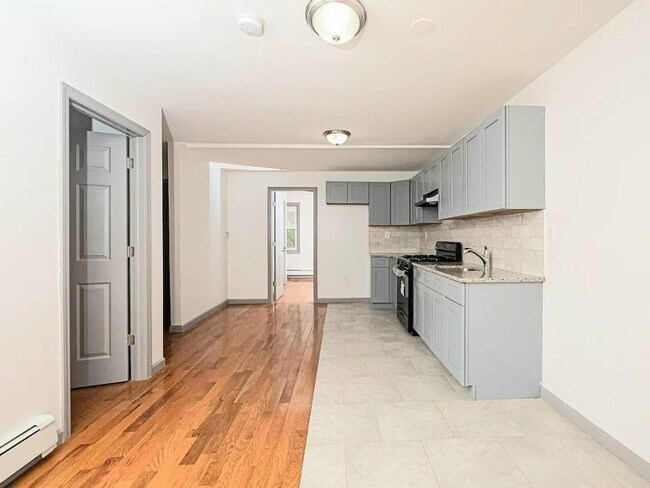 47 Fleming Ave unit 2, Newark, NJ 07105 - photo 2
