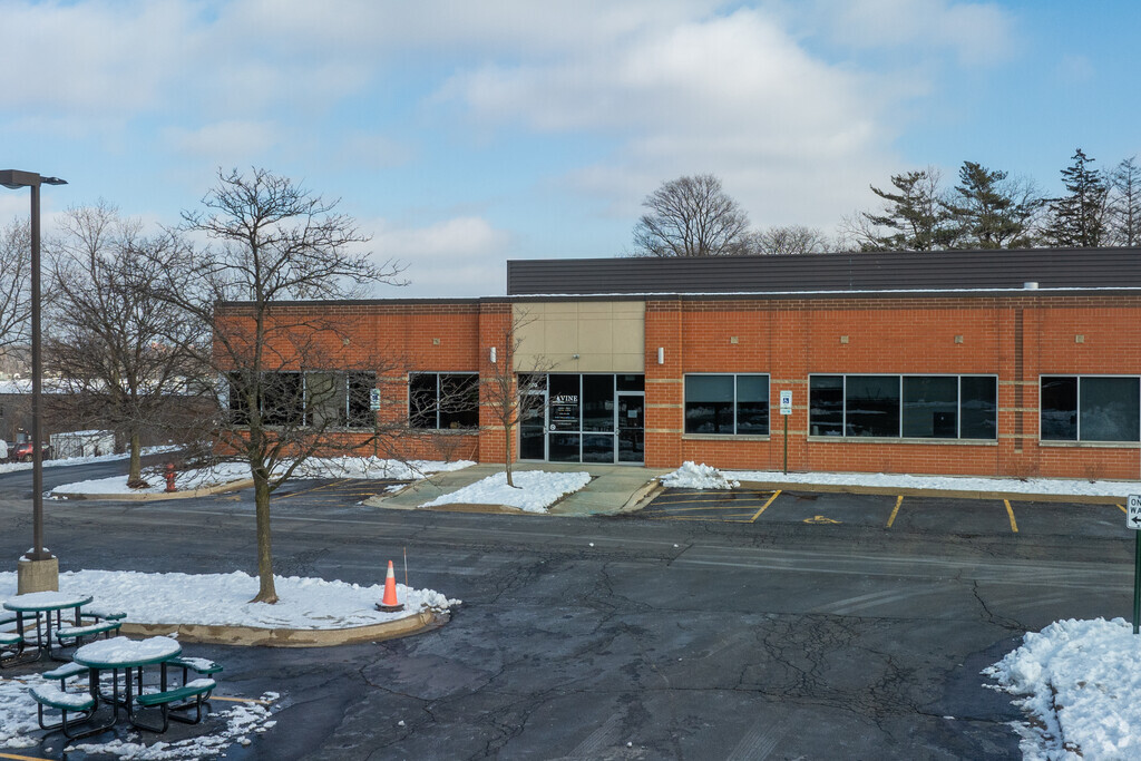 Vine Academy is an elite private school in Burr Ridge.