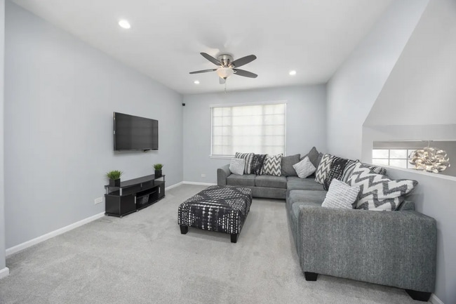 9411 Harrison St, Des Plaines, IL 60016 - photo 7