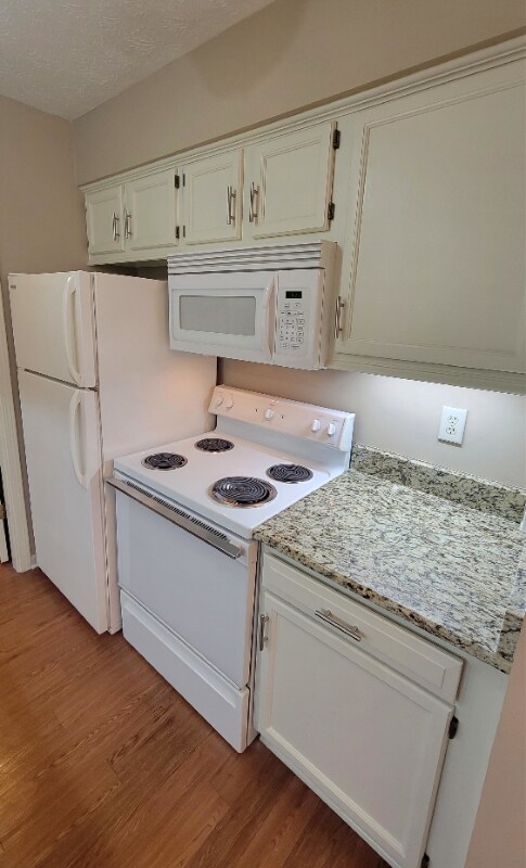 400 Waterside Ave, Canal Fulton, OH 44614 - photo 6