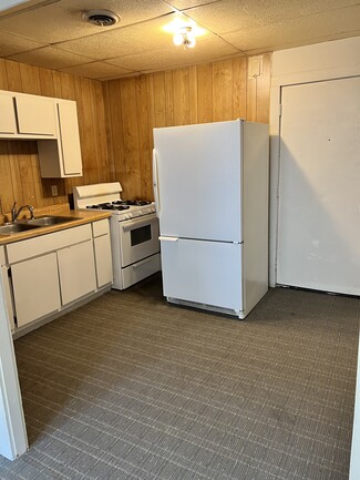 722 Lake St Unit 1, Spirit Lake, IA 51360