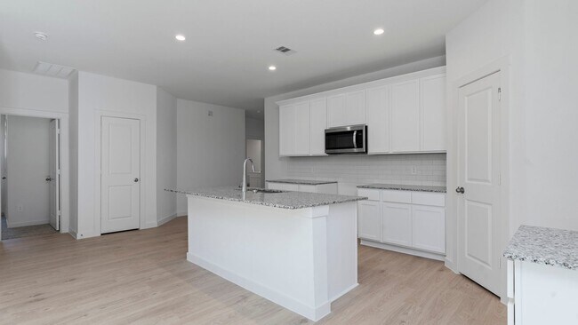 3807 Axyl Run Ct, Fulshear, TX 77441 - photo 6