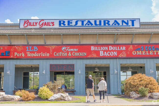 Billy Gail’s Restaurant combines vintage décor with comfort food classics for an unforgettable Branson breakfast.