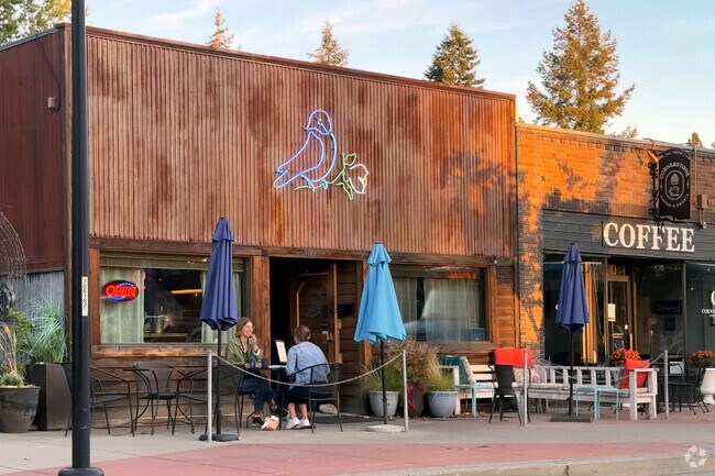 Midtown Bluebird is a cozy restaurant serving unique dishes near the Garden District.