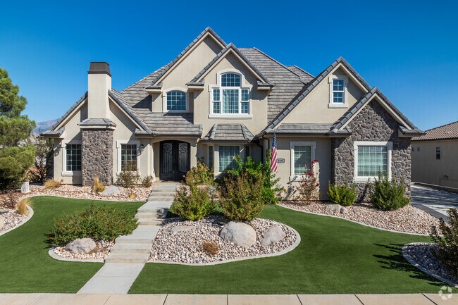 In Dixie Springs, contemporary homes from the 2010s range from $750,000 to $1.7 million.