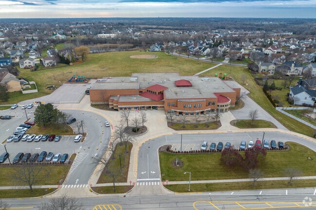 Prairieview Elementary School is located conveniently in a residential area.