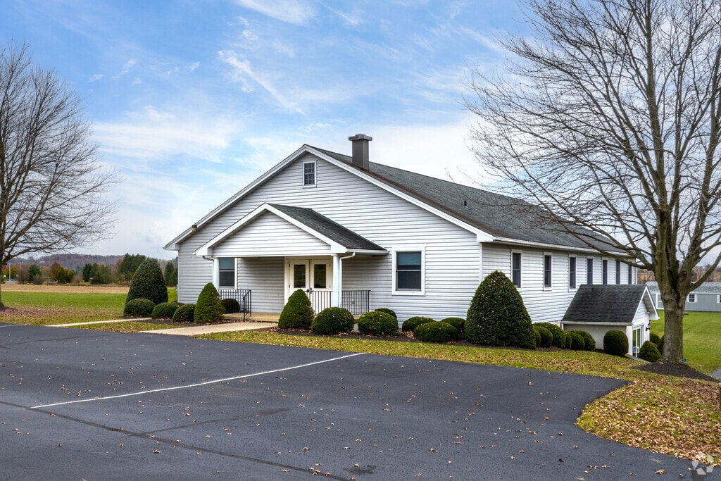 Chapel Mennonite School is a private, Christian school located in Hereford.