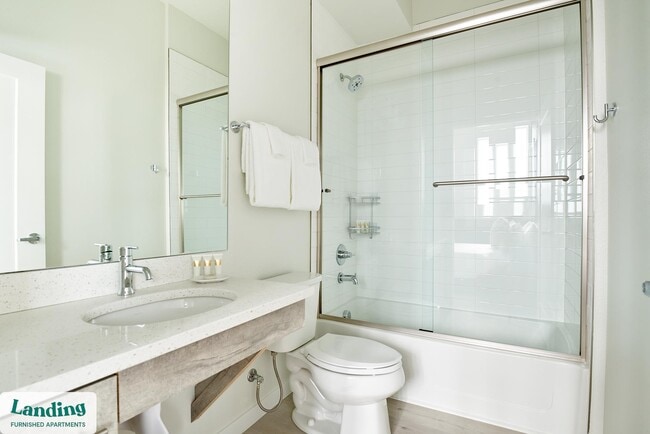 3024-3024 Zuni St unit 202, Denver, CO 80211 - photo 4