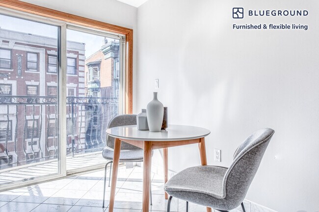 237 Hanover St unit FL4-ID420, Boston, MA 02113 - photo 5