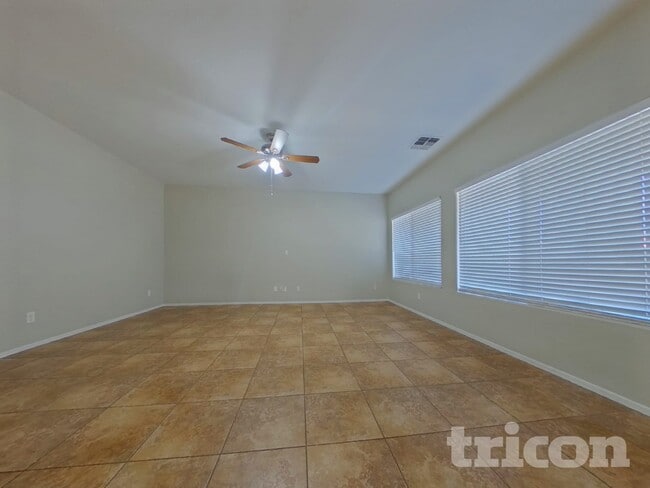 15034 N 146th Ln, Surprise, AZ 85379 - photo 4