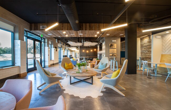 511 Meeting, Charleston, SC 29403 - photo 4