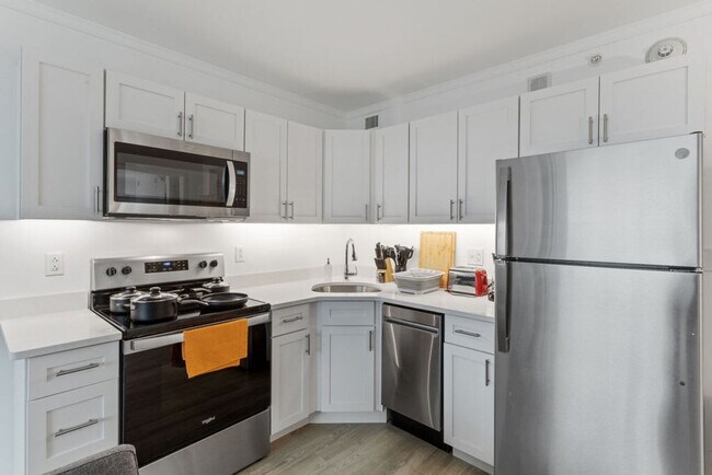 810 Pacific Ave unit ID1014264P, Atlantic City, NJ 08401 - photo 4