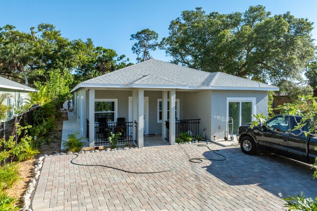 Many homes around Amaryllis Park have been renovated nicely with a classic look.