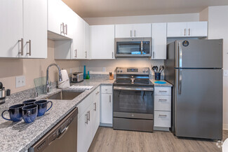 10000 59th Ave N, Plymouth, MN 55442