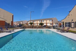 1219 S Houston Lake Rd, Warner Robins, GA 31088