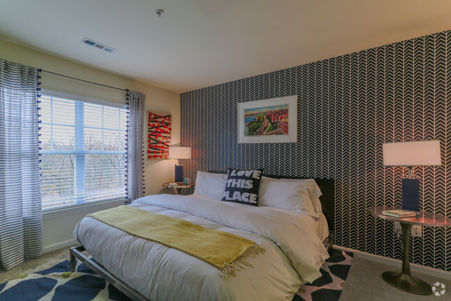 The Belmont - Bedroom