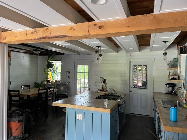 22 North St, Camillus, NY 13031 - photo 4