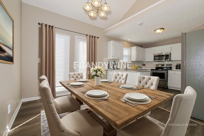 809 Canter St, Raymore, MO 64083 - photo 6