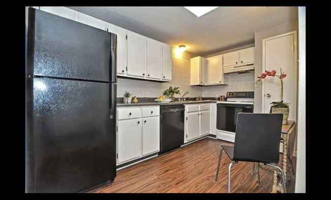 Wayside Condominium unit 301, Marlborough, MA 01752 - photo 4