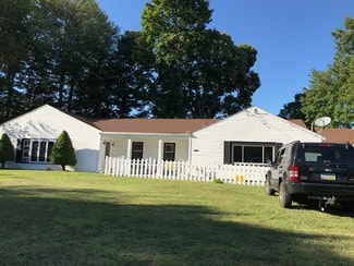 2842 Decamp Rd, Youngstown, OH 44511