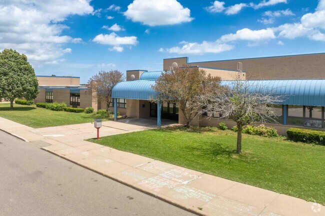 Somers Elementary School is a public school serving grades PK-5th.