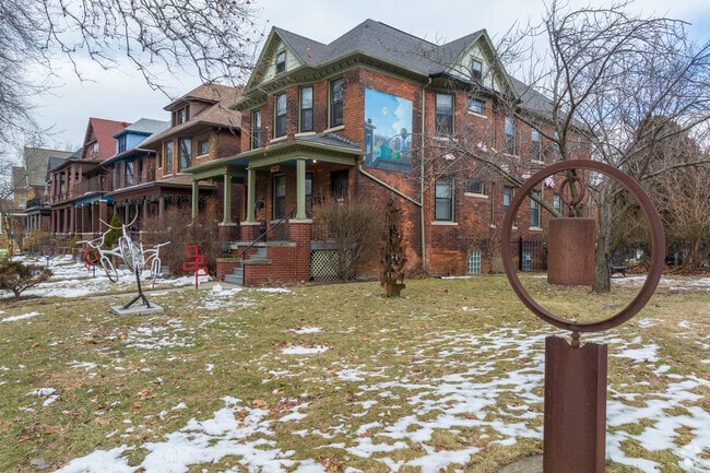 Murals and outdoor art turn Woodbridge into a public gallery.