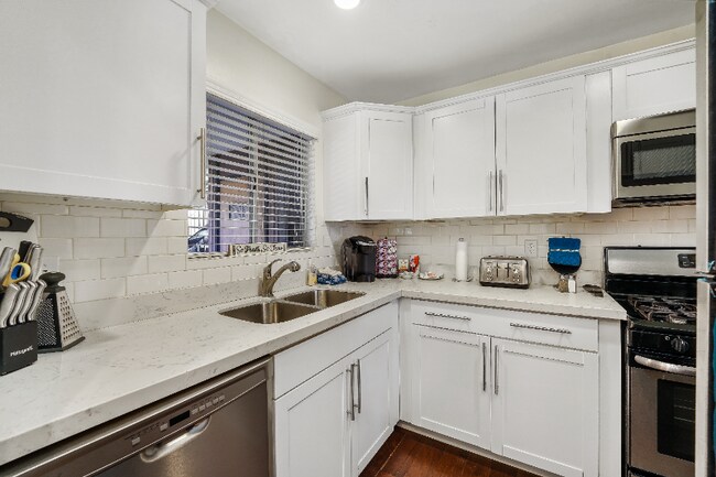 300 S 700 E unit Appx, Salt Lake City, UT 84102 - photo 5