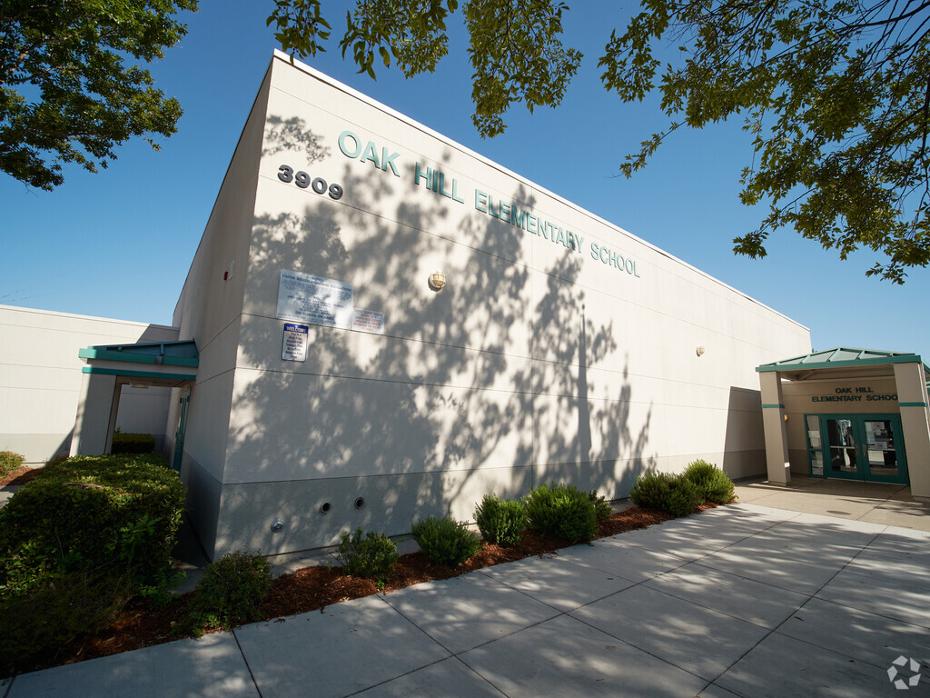 Oak Hill Elementary School in Antelope.