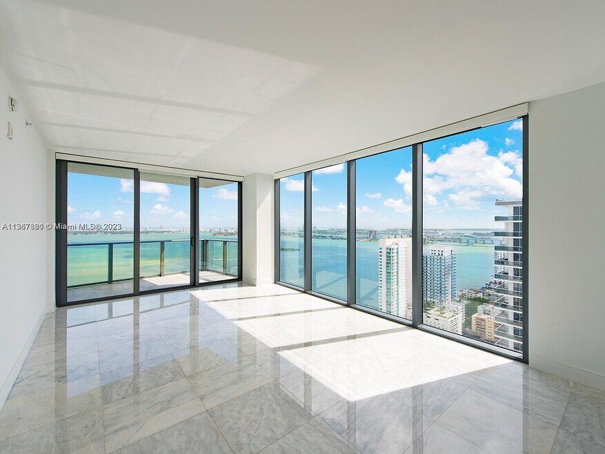 Icon Bay unit 3608, Miami, FL 33137 - photo 1