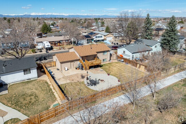 Mature trees shade many properties’ back lawns in the Briar Ridge neighborhood.