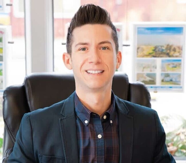 Agent Photo