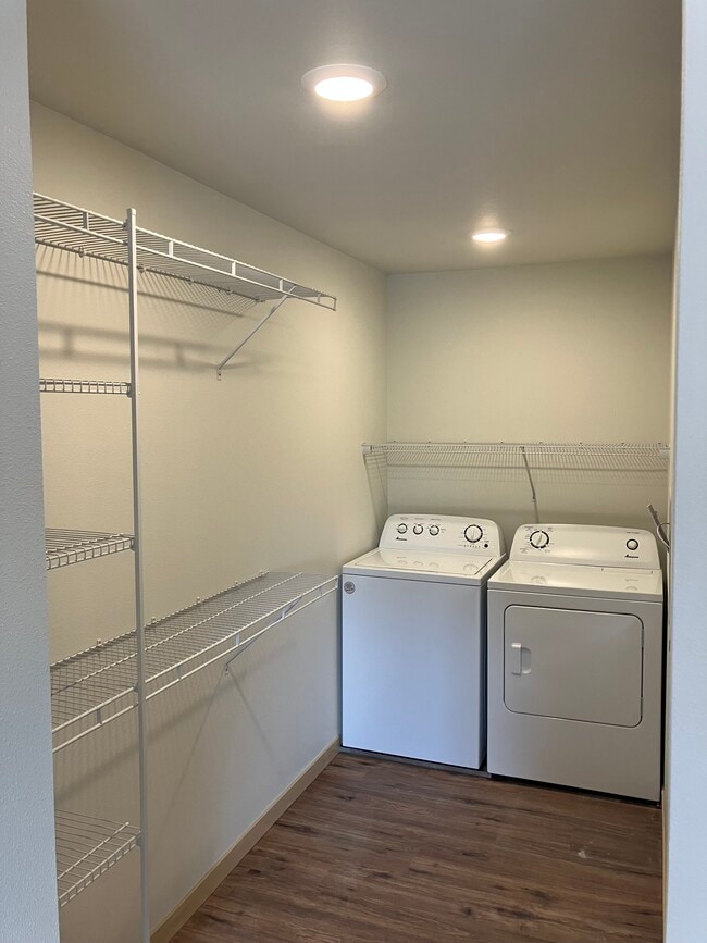 435 Century Place unit 101, Onalaska, WI 54650 - photo 5