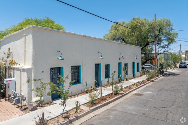 Vintage accents, such as lanterns that hang above doorways are often seen in Barrio Viejo.
