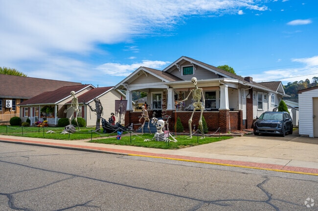 Halloween decorations add seasonal flair to Shadyside homes.