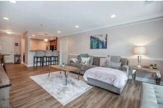 1114 Peer Place Unit Cozy Two Bedroom Condo, Denville, NJ 07834