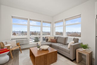 2002 N Monroe St, Spokane, WA 99205