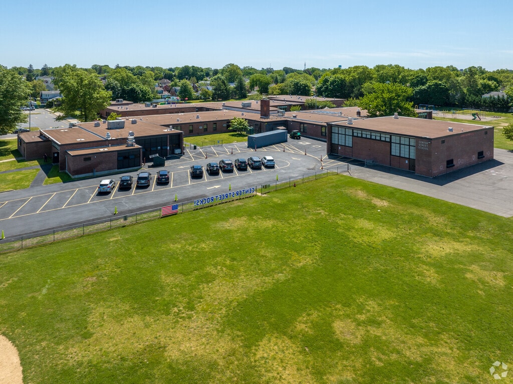 Welcome to Center Street Elementary School in Herricks, NY.