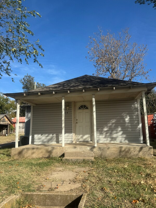 210 B St, Cement, OK 73017