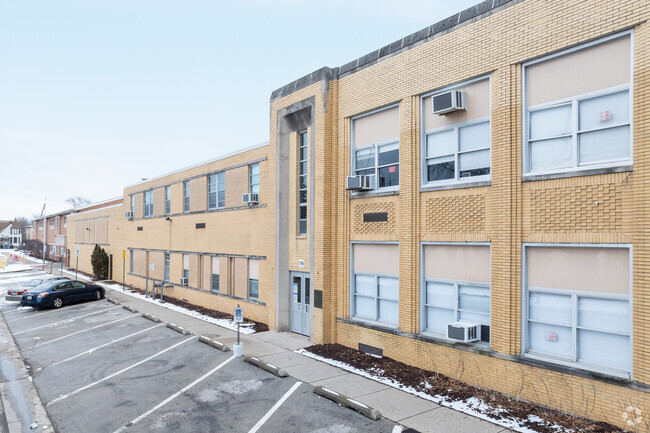 Heritage Middle School has an overall Niche grade of C plus.