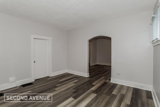 1730 Gilsey Ave, Cincinnati, OH 45205 - photo 4