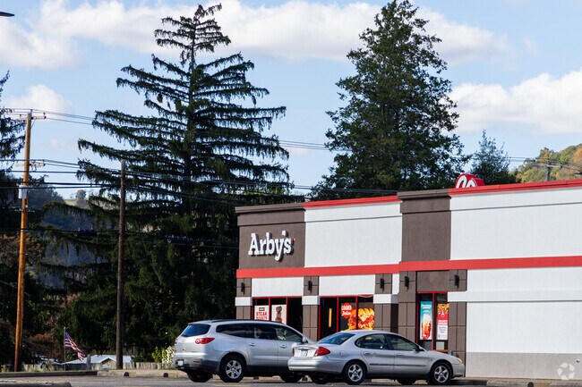 Arby’s in Paden City serves up classic roast beef sandwiches and fast food favorites.